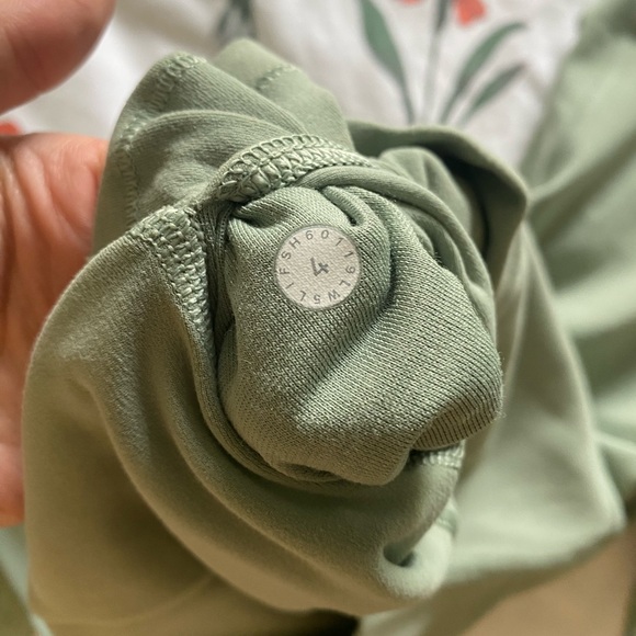 25” Lululemon Align Leggings Palm Court Size 4 - Picture 3 of 8